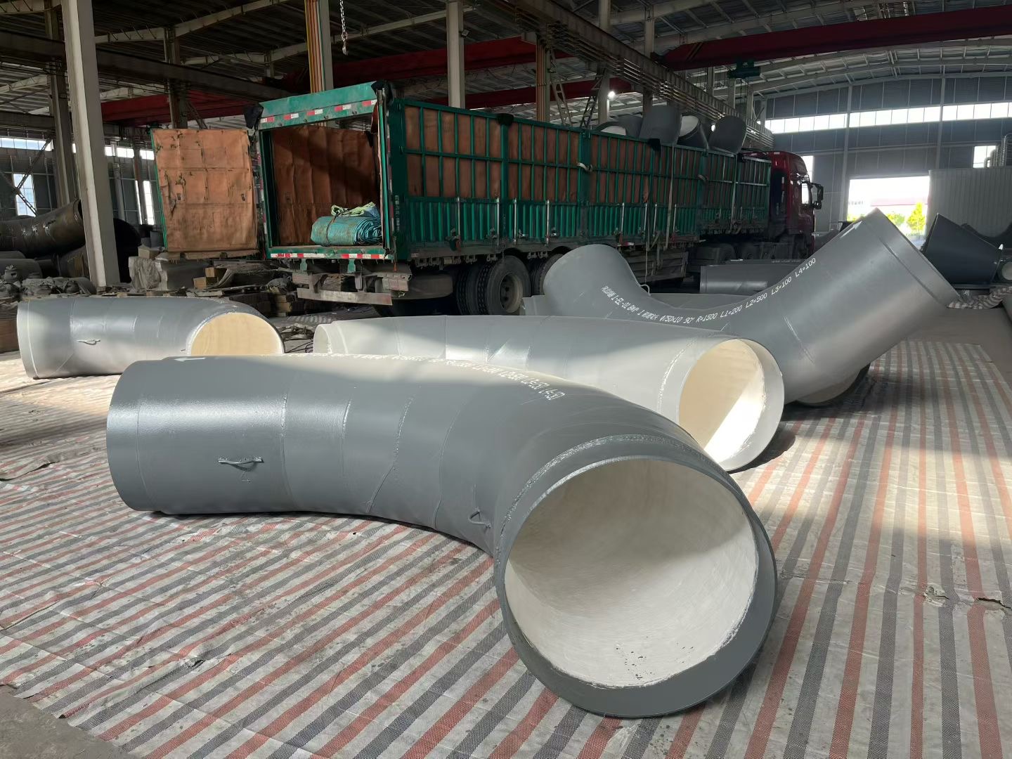 崇左市双金属复合管道双金属耐磨弯头 - 价格